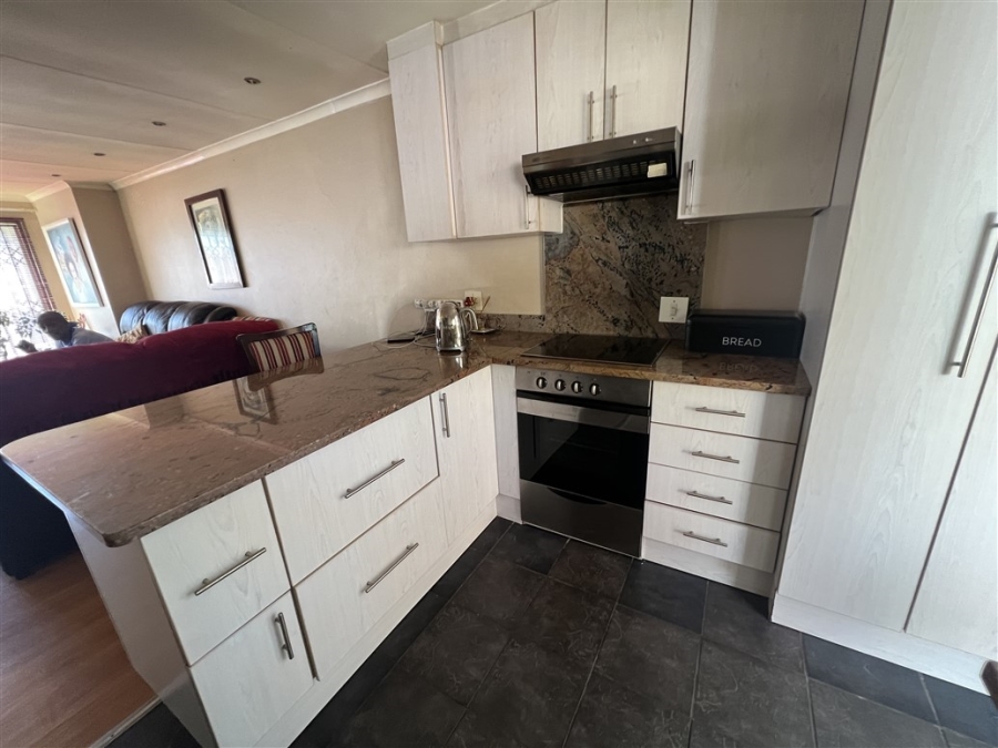 2 Bedroom Property for Sale in Abbotsford Eastern Cape